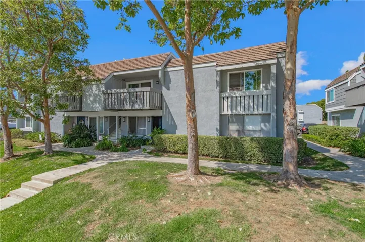 44 Fallbrook, Irvine, California 92604