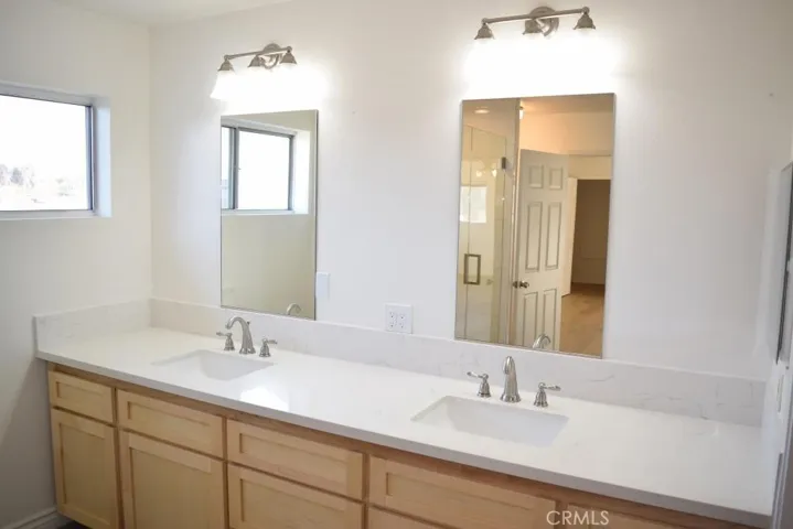 25420 Via Impreso, Valencia, California 91355