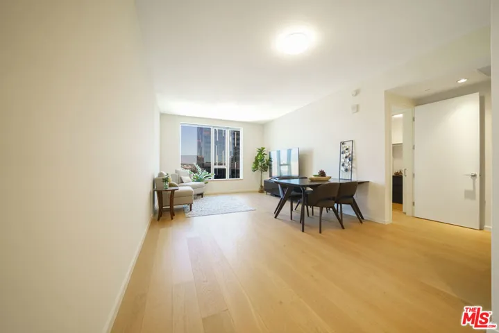 889 Francisco Street 2610, Los Angeles, California 90017