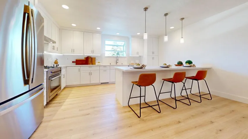 200 Kamson Way, Campbell, California 95008