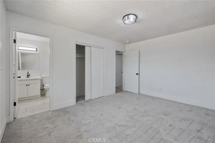 587 Sunset Street, Kingsburg, California 93631