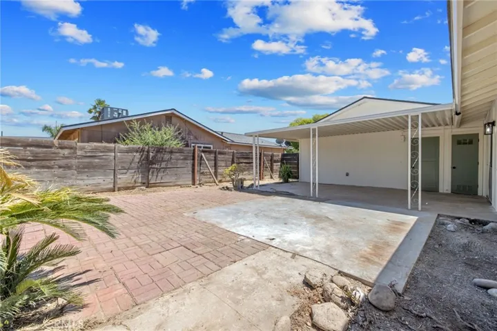 587 Sunset Street, Kingsburg, California 93631