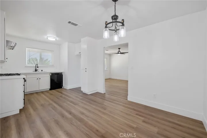 587 Sunset Street, Kingsburg, California 93631