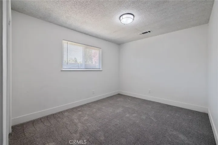 587 Sunset Street, Kingsburg, California 93631