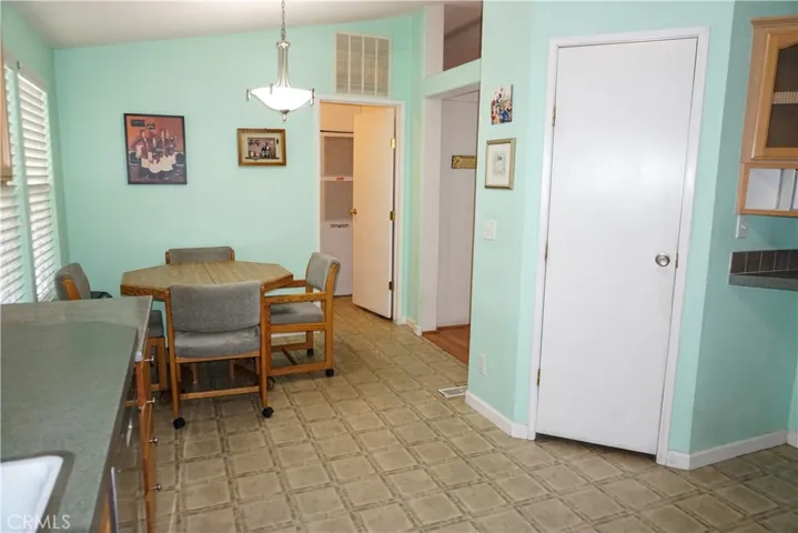 8811 Canoga Avenue 229, Canoga Park, California 91304