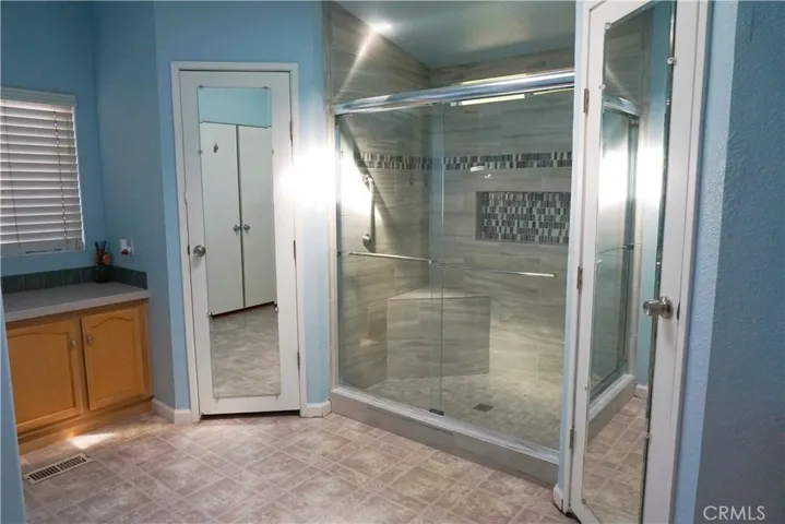 8811 Canoga Avenue 229, Canoga Park, California 91304