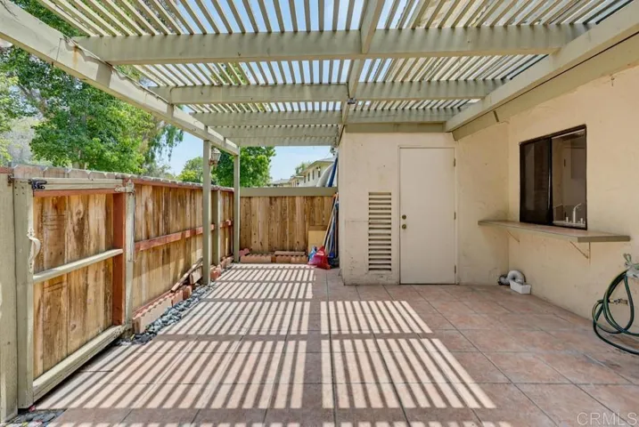 10740 Caminito Bravura, San Diego, California 92071