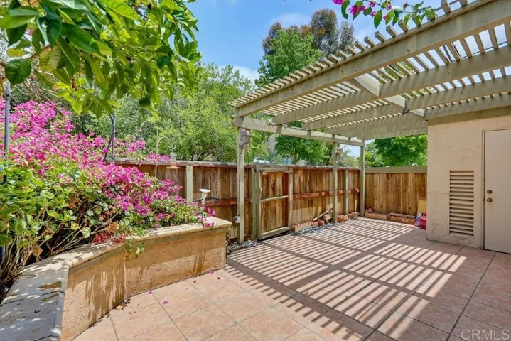 10740 Caminito Bravura, San Diego, California 92071