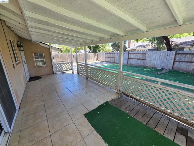 1114 W Downs St, Stockton, California 95207