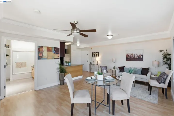 1515 14th Ave 403, Oakland, California 94606