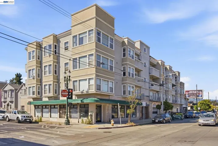 1515 14th Ave 403, Oakland, California 94606