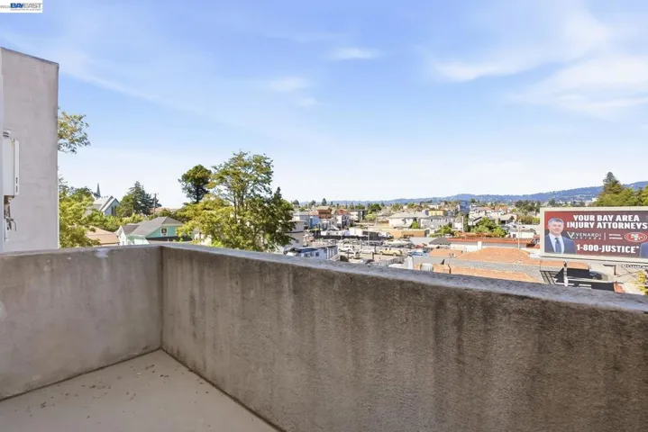 1515 14th Ave 403, Oakland, California 94606