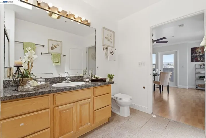 1515 14th Ave 403, Oakland, California 94606