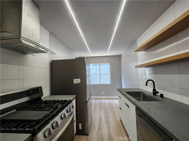 5150 Ithaca, Los Angeles, California 90032