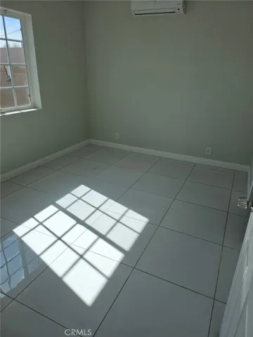 722 E. Avnue J6, Lancaster, California 93535