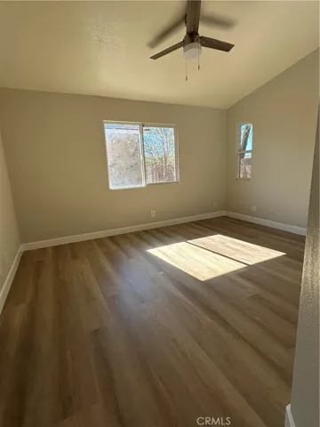 722 E. Avnue J6, Lancaster, California 93535
