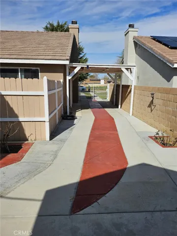 722 E. Avnue J6, Lancaster, California 93535