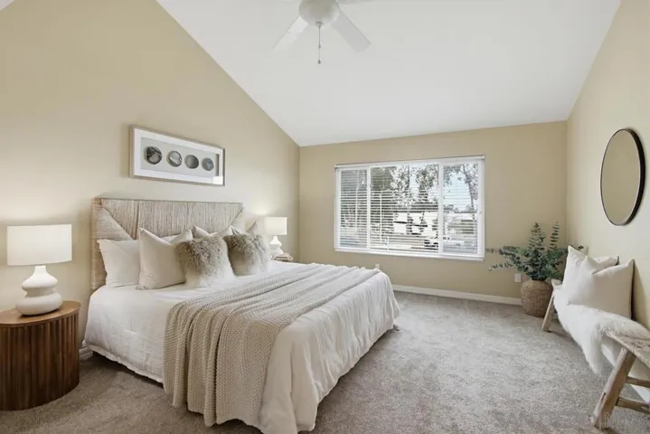 10261 Caminito Agadir, San Diego, California 92131