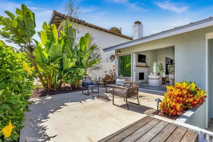 25201 Sea Vista Drive, Dana Point, California 92629