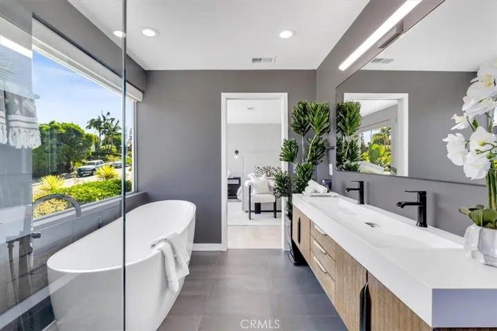 25201 Sea Vista Drive, Dana Point, California 92629