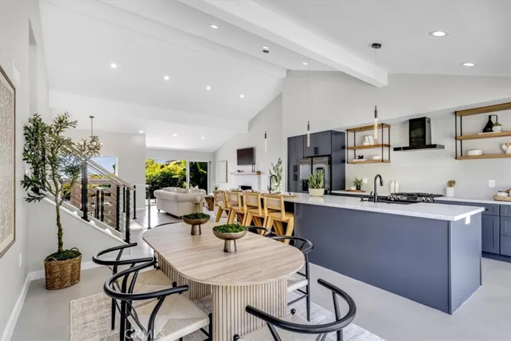 25201 Sea Vista Drive, Dana Point, California 92629