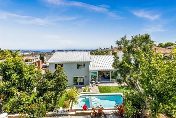 25201 Sea Vista Drive, Dana Point, California 92629