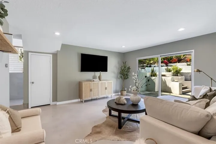25201 Sea Vista Drive, Dana Point, California 92629