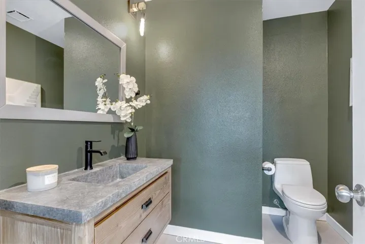 25201 Sea Vista Drive, Dana Point, California 92629