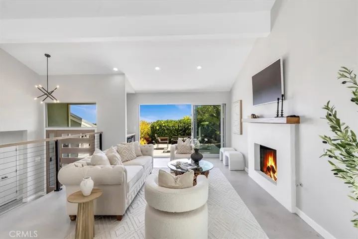 25201 Sea Vista Drive, Dana Point, California 92629