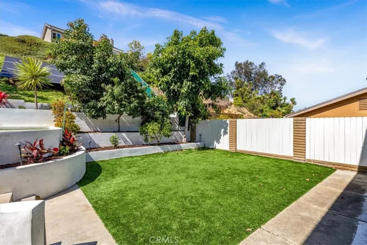 25201 Sea Vista Drive, Dana Point, California 92629