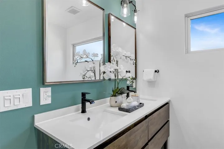 25201 Sea Vista Drive, Dana Point, California 92629