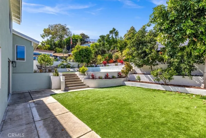 25201 Sea Vista Drive, Dana Point, California 92629