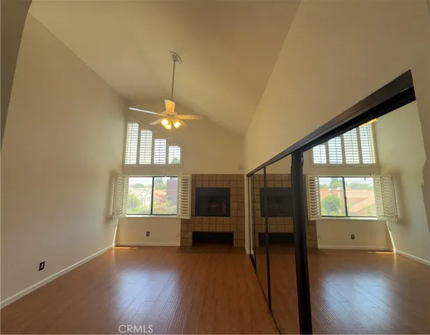 5841 Etiwanda Avenue, Tarzana, California 91356