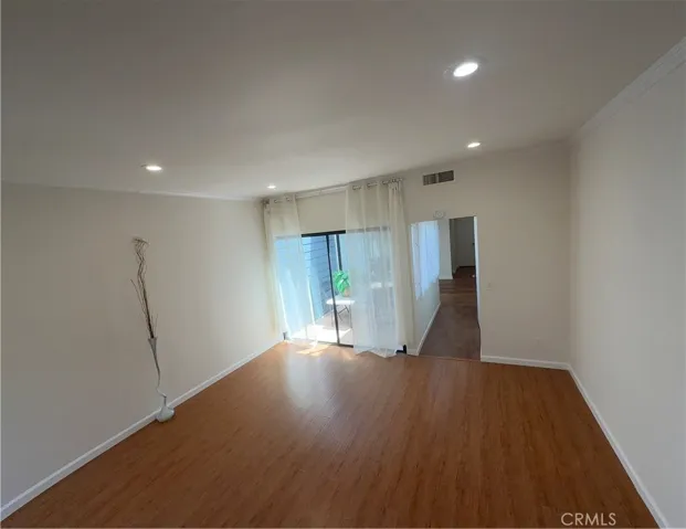 5841 Etiwanda Avenue, Tarzana, California 91356