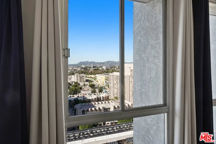 800 W 1st Street 1409, Los Angeles, California 90012