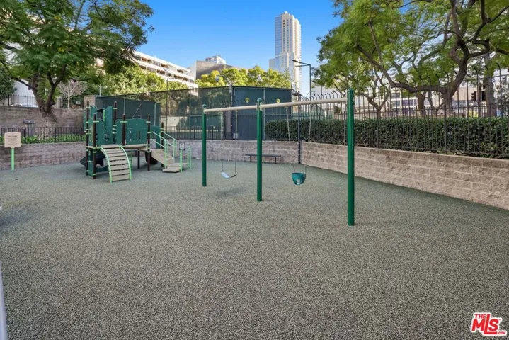 Kid's Playground!