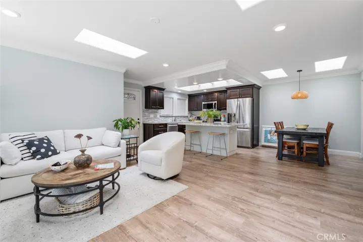2046 Via Mariposa E P, Laguna Woods, California 92637