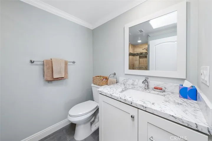 2046 Via Mariposa E P, Laguna Woods, California 92637