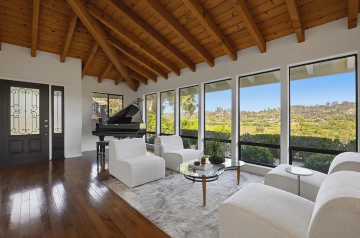 4165 Manchester Ave, Encinitas, California 92024