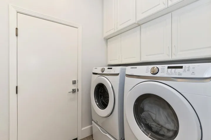 035_Laundry room