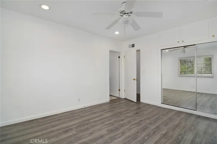 22602 Victory Boulevard, Woodland Hills, California 91367
