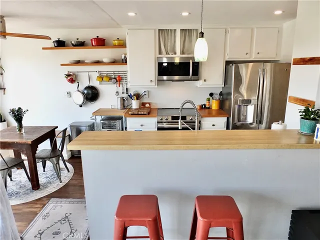 372 Carroll Park E E 406, Long Beach, California 90814