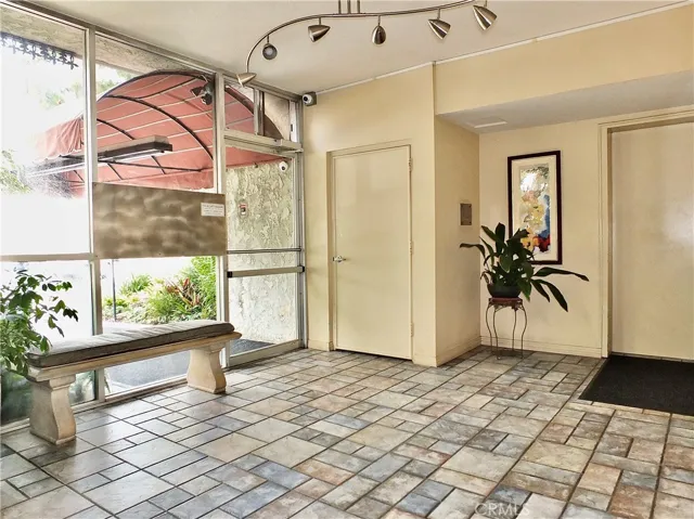372 Carroll Park E E 406, Long Beach, California 90814