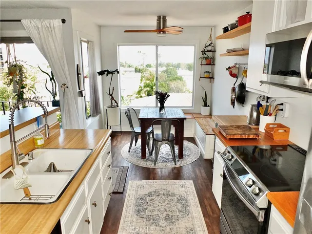 372 Carroll Park E E 406, Long Beach, California 90814