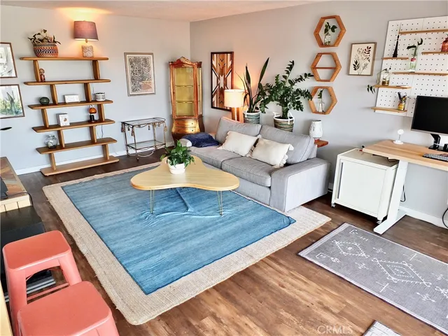 372 Carroll Park E E 406, Long Beach, California 90814