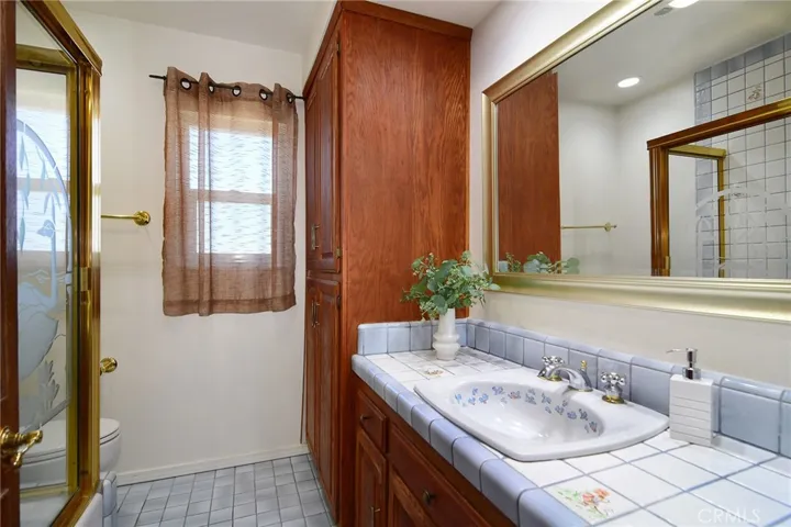 22548 Waterbury Street, Woodland Hills, California 91364