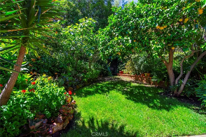 22548 Waterbury Street, Woodland Hills, California 91364