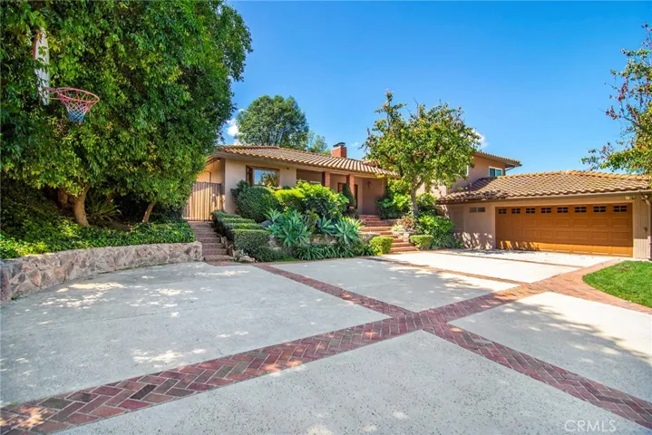22548 Waterbury Street, Woodland Hills, California 91364