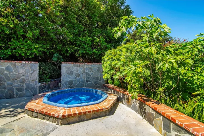 22548 Waterbury Street, Woodland Hills, California 91364