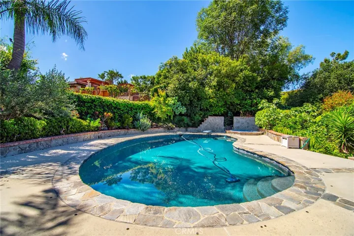 22548 Waterbury Street, Woodland Hills, California 91364